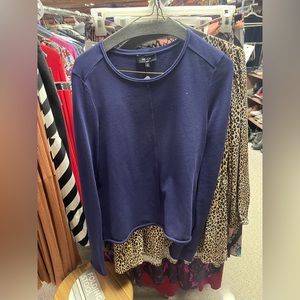 💙EUC ME+EM 8 Cotton Top